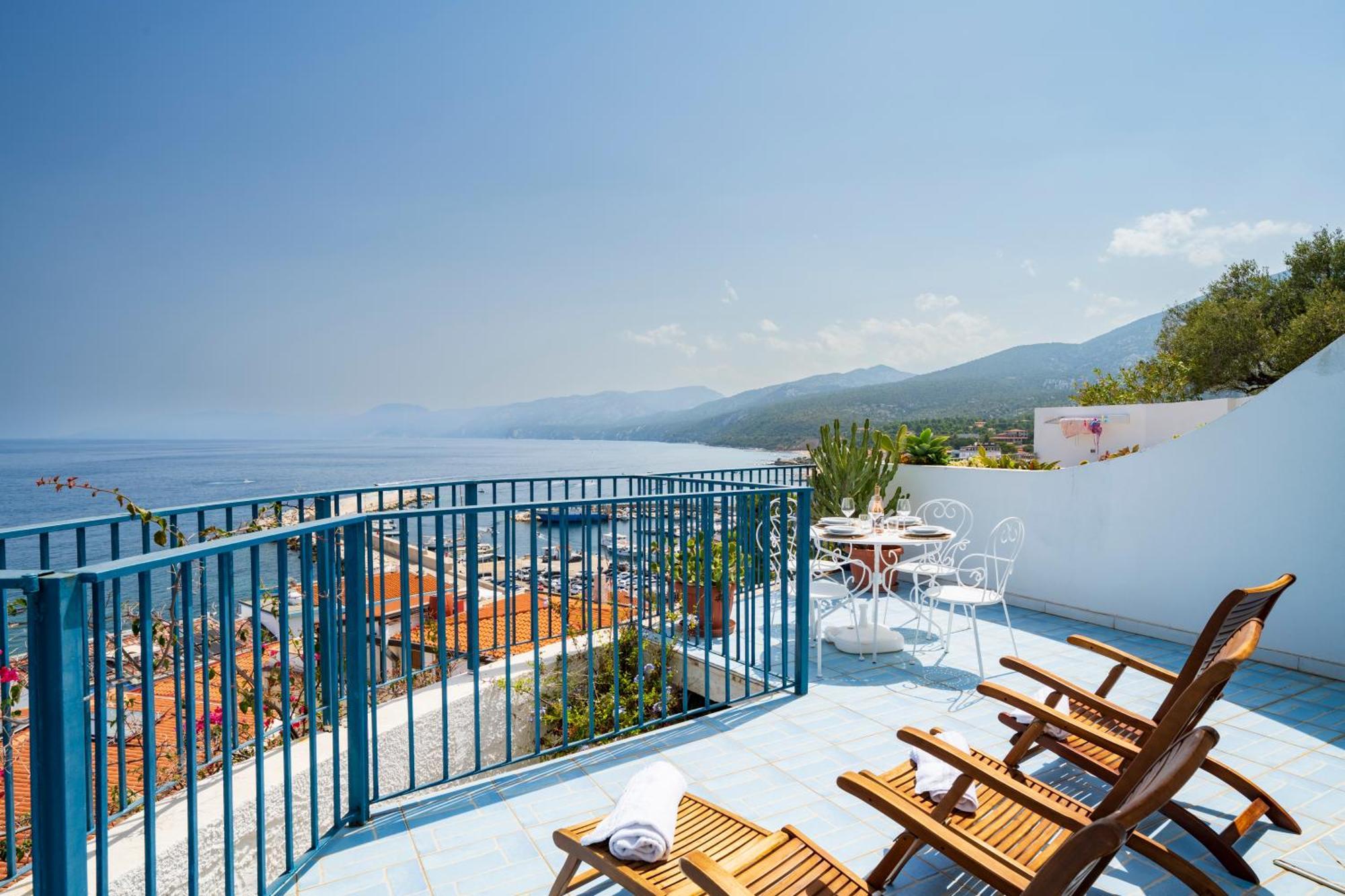 Seaview House Cala Gonone Apartment Bagian luar foto